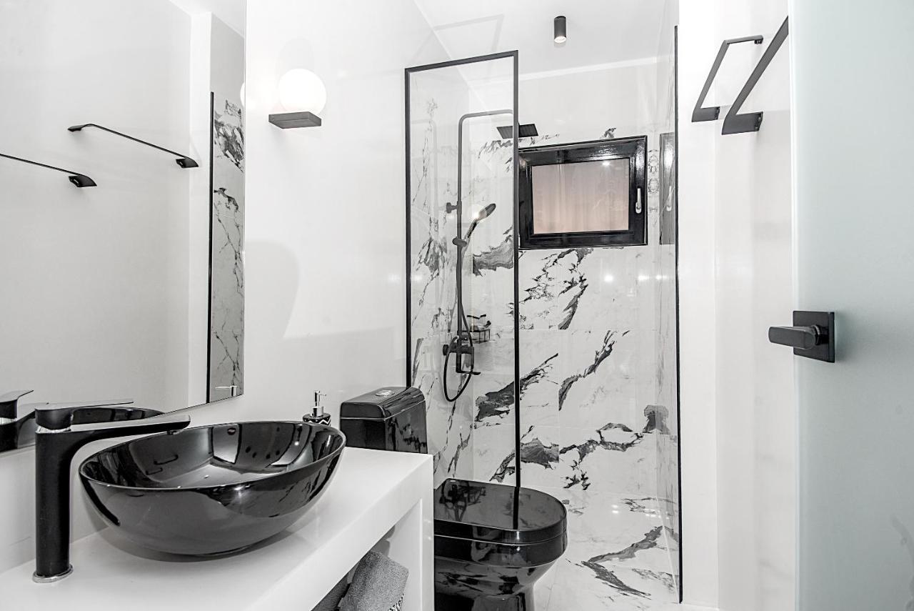 A & B Minimal Suite With Sea View In Argostoli Exterior foto